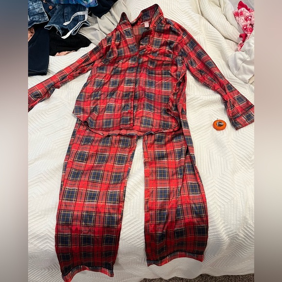 Victoria’s Secret Satin Pajama Set M - Picture 3 of 8